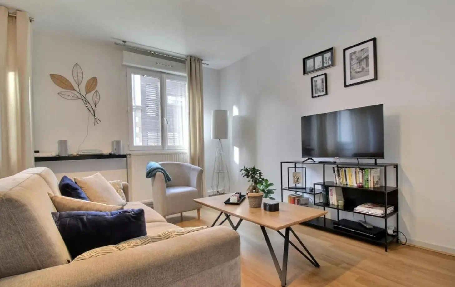 Appartement Hyper Centre Avec Garage Prive location